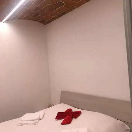 Elegante E Spazioso Bilocale In Zona Certosa Appartamento Firenze